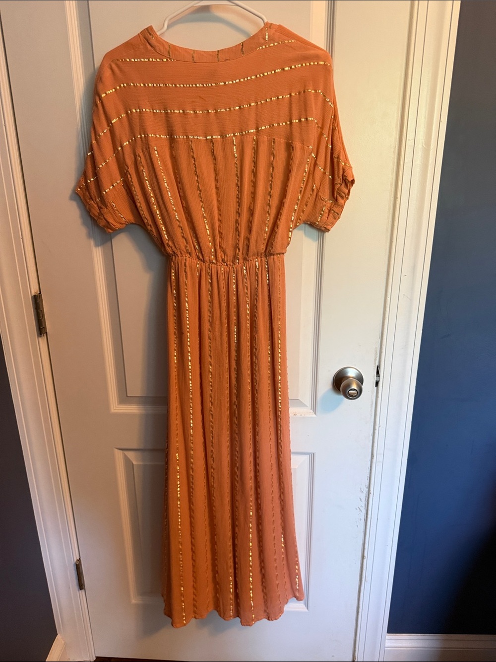 Lulus Terracotta Gold Lurex Stripe Midi Dress Deep V Neck Dolman Sleeve Size S - Picture 6 of 8